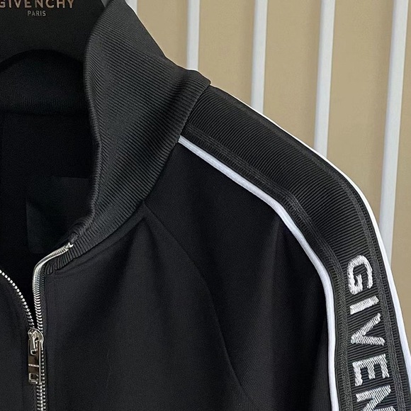 Givenchy Black Zip-Up Sporty Jacket - Picture 4 of 7